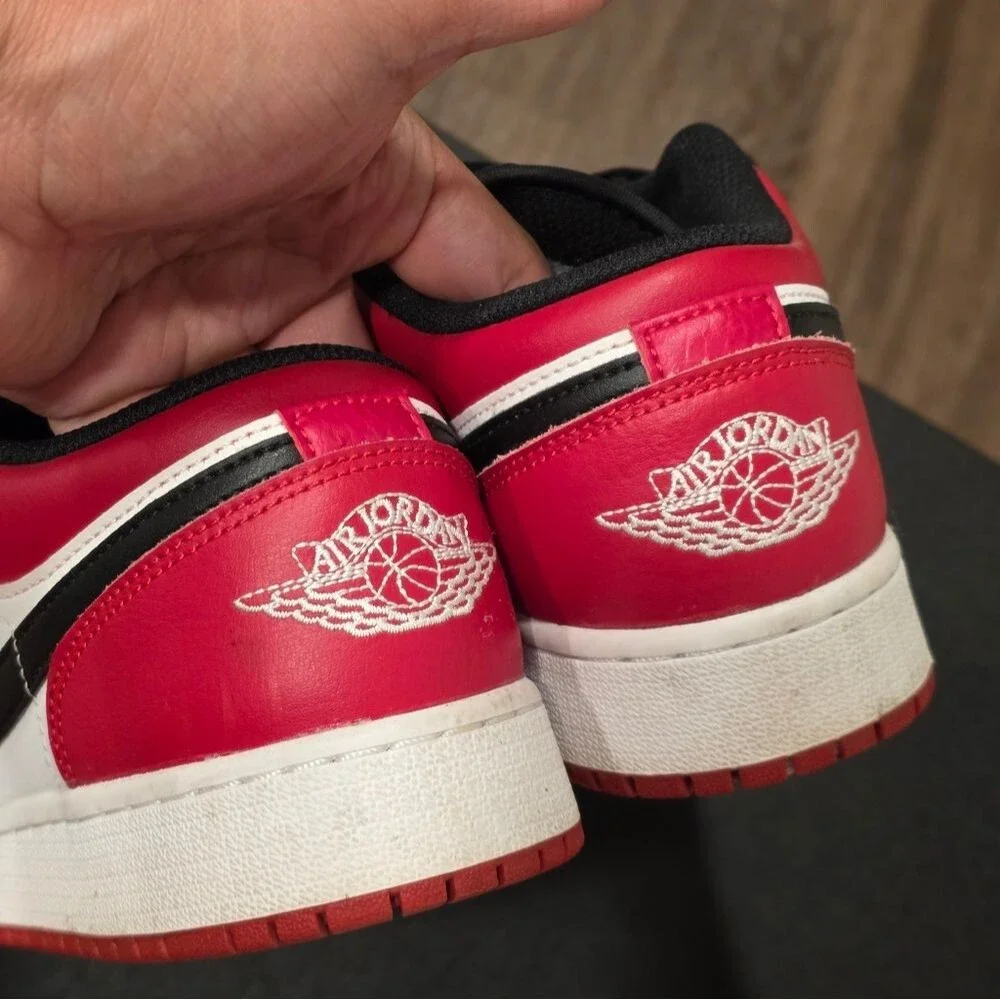 Air Jordan Low Bred Toe